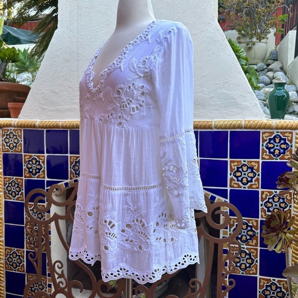 Raga Embroidered Eyelet V Neckline Bell Sleeves White Cotton Tunic Top Size S - Picture 4 of 12